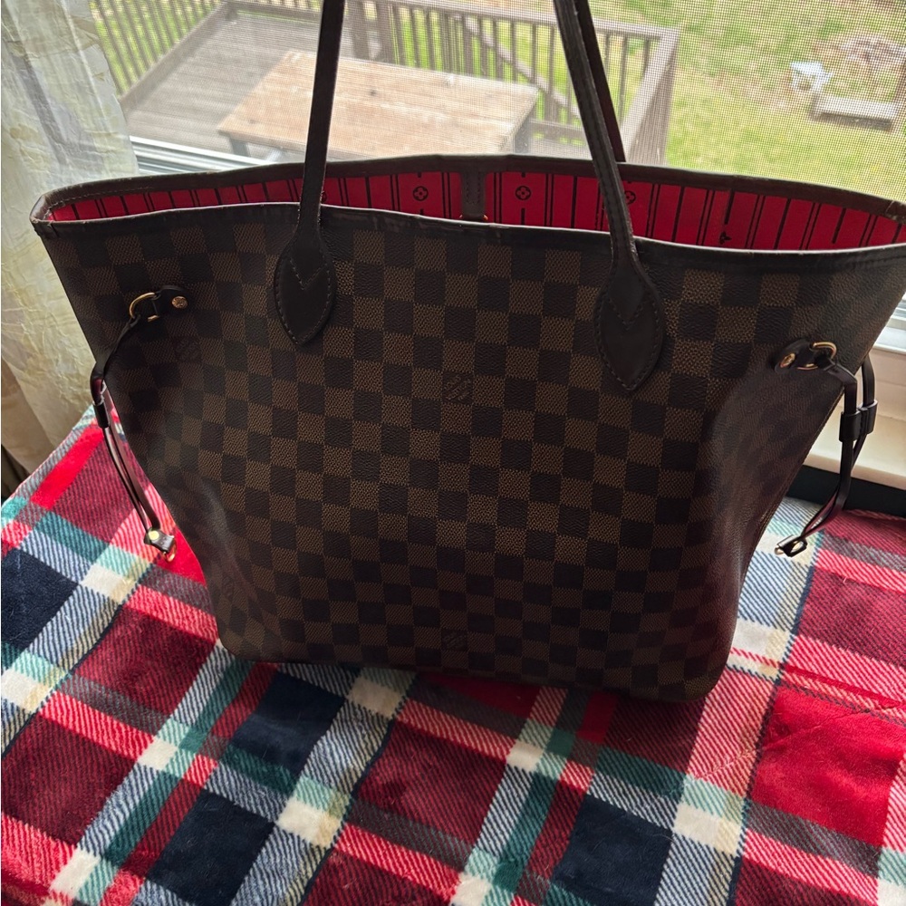 Louis Vuitton Damier Ebene Neverfull Tote